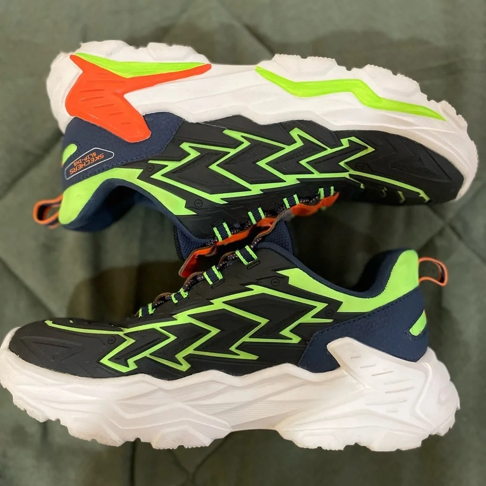 Skechers Kid’s Black and Neon Green Athletic Shoes - Picture 3 of 8